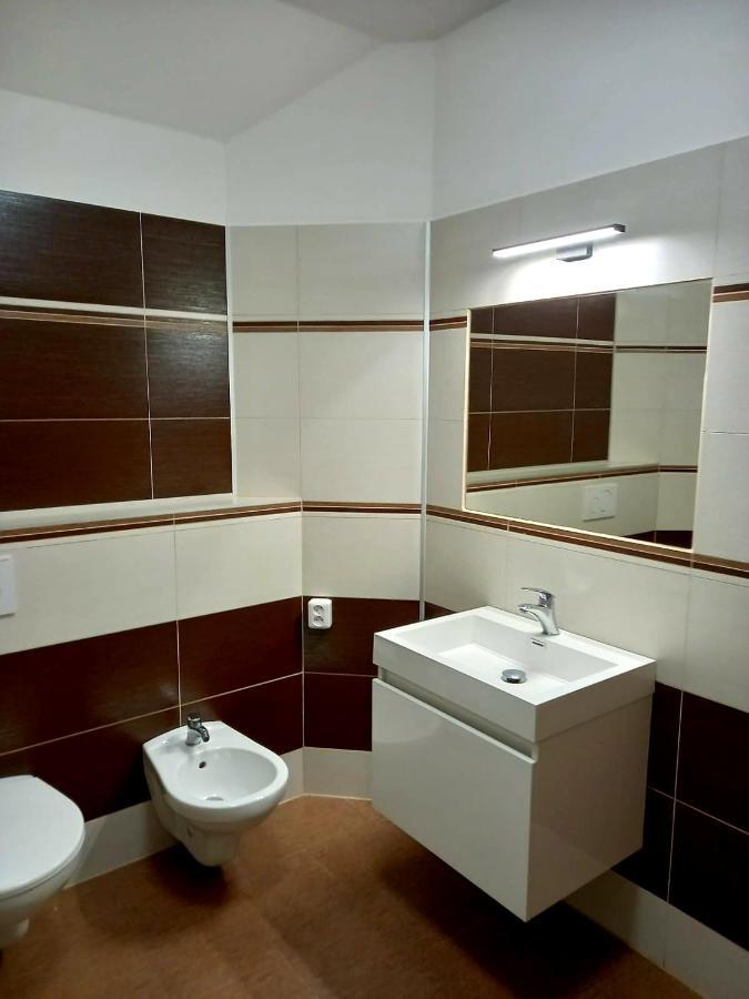 Apartmany Kocanda Jesenice  Luaran gambar