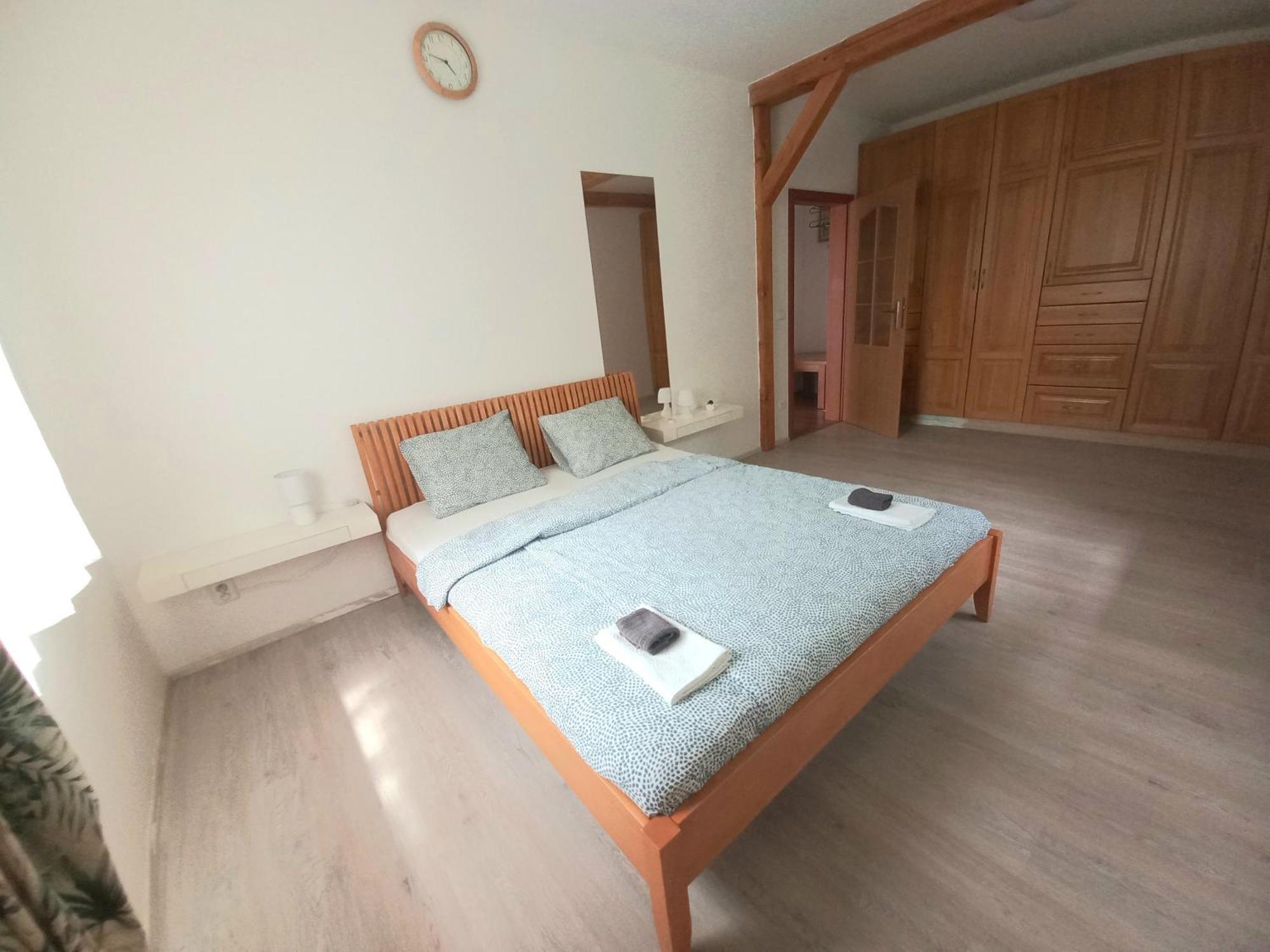 Apartmany Kocanda Jesenice  Bilik gambar